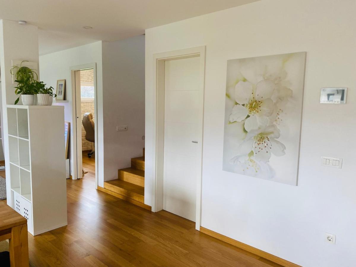 Spacious Family Home Near Bled - Modern & Cozy Radovljica Bagian luar foto