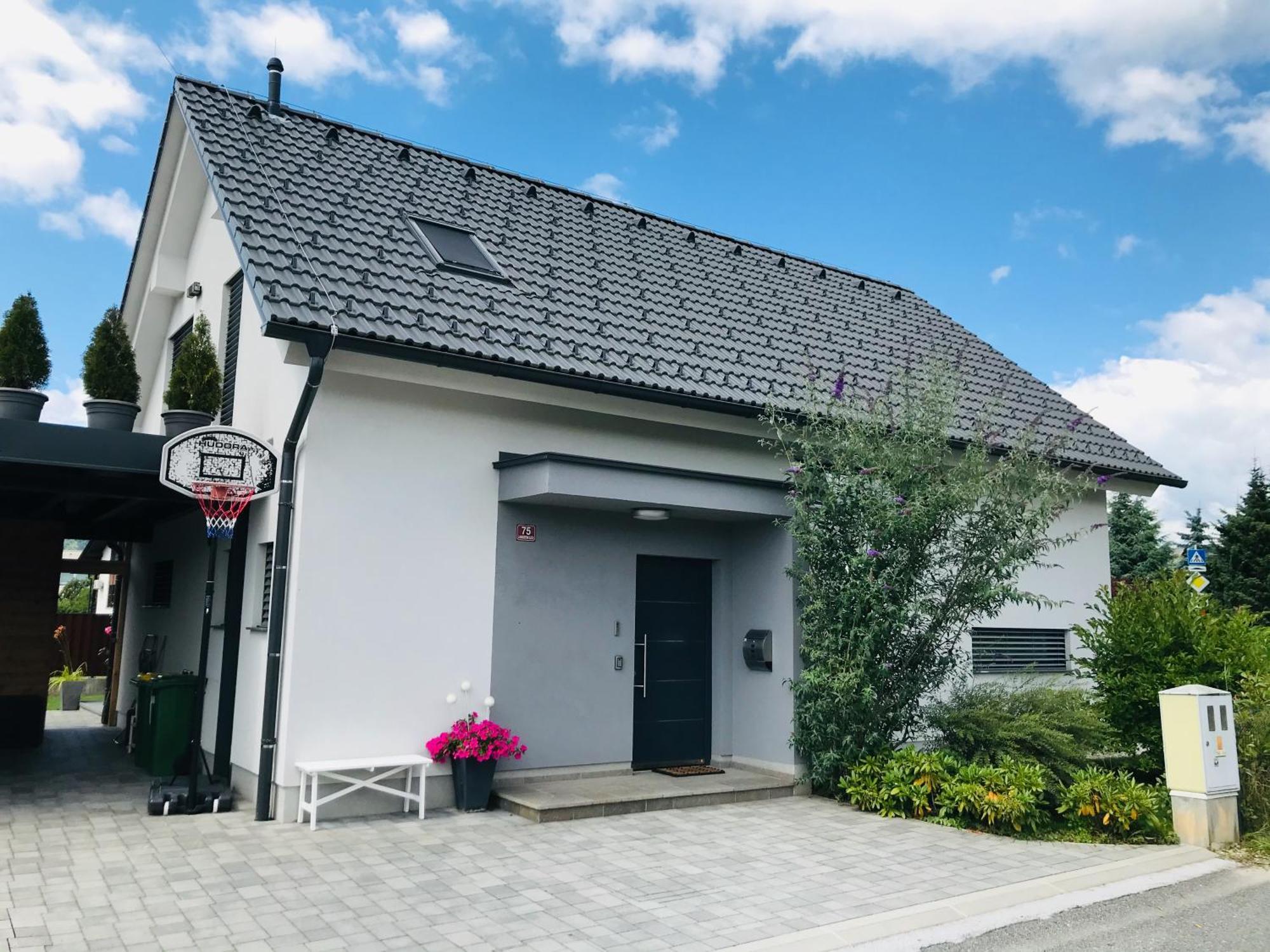 Spacious Family Home Near Bled - Modern & Cozy Radovljica Bagian luar foto